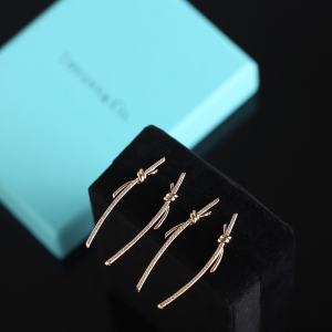Tiffany Gold Knot Earrings