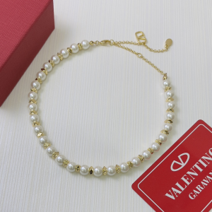 Valentino Pearls Choker Necklaces