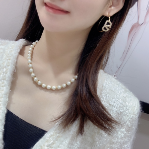 Valentino Pearls Choker Necklaces