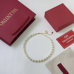 Valentino Pearls Choker Necklaces