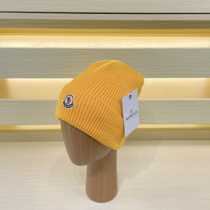 Moncler Logo Patch Knitted Beanie Cashmere Wool Cap Hat Yellow Moncler Logo Patch Knitted Beanie Cashmere Wool Cap Hat Yellow