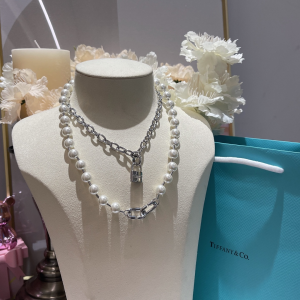 Tiffany Hardwear Pearls Necklaces