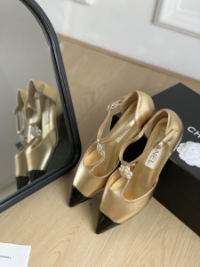 Chanel CC Gold Leather Shoes