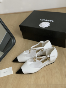 Chanel CC White Leather Shoes