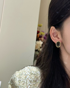 Chanel CC Logo Gold Oval Earrings