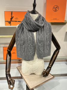 Hermes Tri Maillon Muffler Dark Gray Woven Chaine dAncre Knitted Cashmere Hermes Tri Maillon Muffler Dark Gray Woven Chaine dAncre Knitted Cashmere