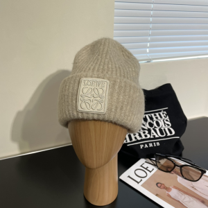 Loewe Anagram Knit Wool Beanie Gray