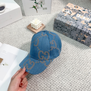 Gucci Jumbo GG Blue Denim Canvas Baseball Cap Hat Gucci Jumbo GG Blue Denim Canvas Baseball Cap Hat