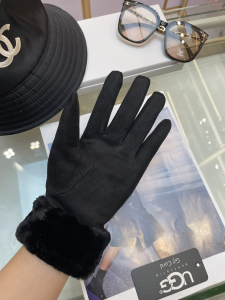 UGG Black Faux Shearling Fur Gloves