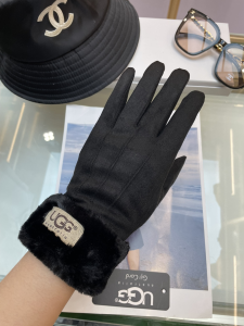 UGG Black Faux Shearling Fur Gloves