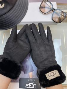 UGG Black Faux Shearling Fur Gloves