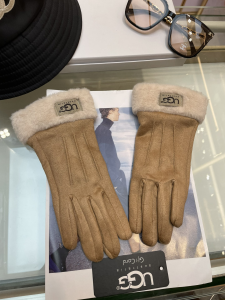 UGG Brown Faux Shearling Fur Gloves