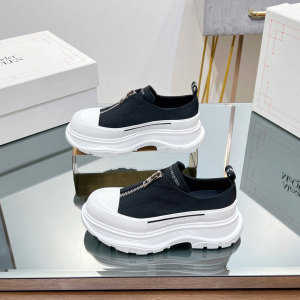 Alexander McQueen Wmns Tread Slick Lace Up McQueen Canvas Fabric Sneakers Black White Alexander McQueen Wmns Tread Slick Lace Up McQueen Canvas Fabric Sneakers Black White