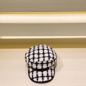 Miu Miu White Baker Boy Beret Cap Hat