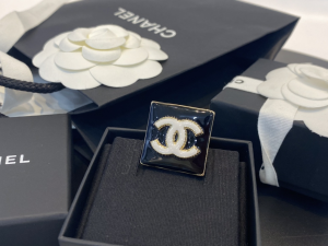 Chanel CC Logo Square Rings Black
