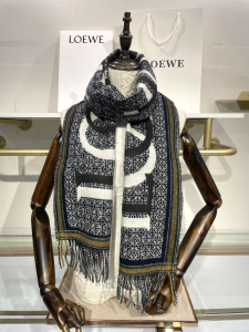 Loewe Black Love Anagram Wool Blend Jacquard Scarf with Fringed Loewe Black Love Anagram Wool Blend Jacquard Scarf with Fringed