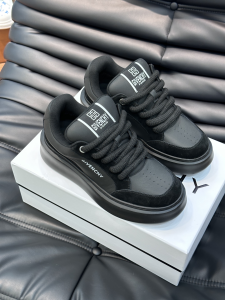Givenchy G4 Black Leather Sneakers