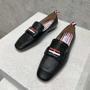 Thom Browne Bow Black Grained Leather Loafers Thom Browne Bow Black Grained Leather Loafers