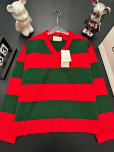 Gucci Red Green Striped Felted Wool Jumper Gucci Red Green Striped Felted Wool Jumper