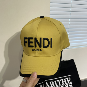 Fendi Roma Logo Yellow Cotton Baseball Cap Hat Fendi Roma Logo Yellow Cotton Baseball Cap Hat