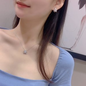 Chanel Comete Crystal Star Earrings