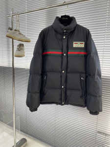 Gucci Black Water Repellent Nylon Satin Down Padding Jacket Gucci Black Water Repellent Nylon Satin Down Padding Jacket