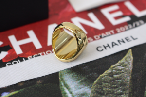 Chanel Pink Gold CC Logo Rings