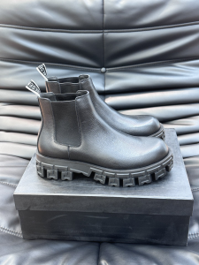 Versace Greca Portico Black Leather Chelsea Ankle Boots Versace Greca Portico Black Leather Chelsea Ankle Boots