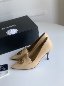 Chanel Gold CC Beige Leather Pumps