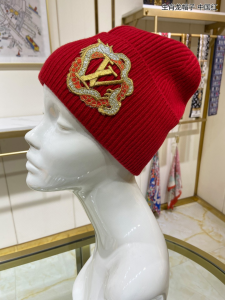 Louis Vuitton Precious Dragon Beanie Red Wool Knit Louis Vuitton Precious Dragon Beanie Red Wool Knit