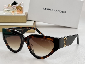 Marc Jacobs J Marc Cat Eye Eyewear Sunglasses MARC645 Brown Marc Jacobs J Marc Cat Eye Eyewear Sunglasses MARC645 Brown