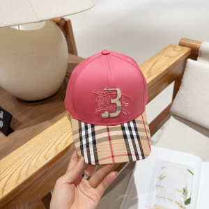 Burberry London Vintage Check Pink Cotton Baseball Cap Hat Burberry London Vintage Check Pink Cotton Baseball Cap Hat