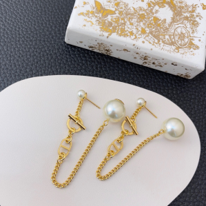 Dior Pearls Tribales Earrings
