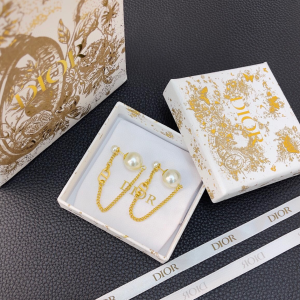 Dior Pearls Tribales Earrings