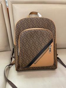 Fendi Zipped Brown FF Fabric Backpack Bag Fendi Zipped Brown FF Fabric Backpack Bag