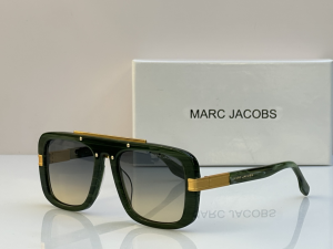 Marc Jacobs Eyewear Sunglasses MARC670S Green Marc Jacobs Eyewear Sunglasses MARC670S Green
