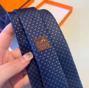 Hermes Falconee H Bicolour Blue Silk Tie