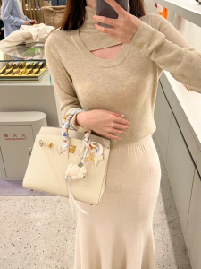 Loewe White Chow Chow Charm