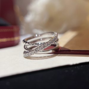 Cartier Diamonds Etincelle Earrings