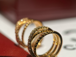 Cartier Diamonds Etincelle Earrings