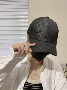 Gucci Black GG Canvas Baseball Cap Hat