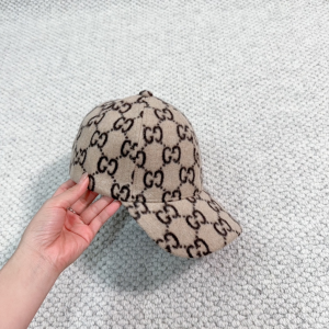 Gucci GG Wool Baseball Cap Hat Grey