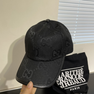 Gucci Black Jumbo GG Canvas Baseball Cap Hat Gucci Black Jumbo GG Canvas Baseball Cap Hat