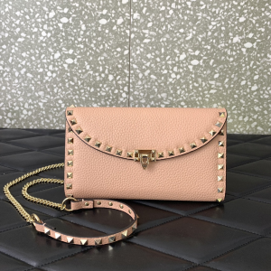 Valentino Rockstud Wallet with Chain Shoulder Bag Pink Grainy Calfskin Leather Valentino Rockstud Wallet with Chain Shoulder Bag Pink Grainy Calfskin Leather