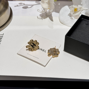 Chanel CC Gold Flower Stud Earrings