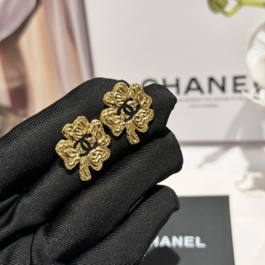 Chanel CC Gold Flower Stud Earrings