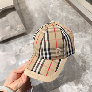 Burberry Vintage Check Gabardine Baseball Cap Hat Beige Burberry Vintage Check Gabardine Baseball Cap Hat Beige