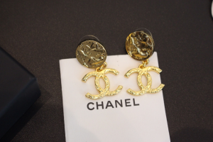 Chanel Gold CC Logo Round Earrings