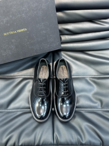 Bottega Veneta Monsieur Black Glossy Leather Lace Up Derby Loafers Bottega Veneta Monsieur Black Glossy Leather Lace Up Derby Loafers