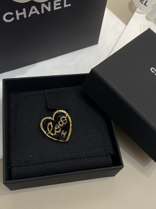 Chanel CC COCO Heart Brooch